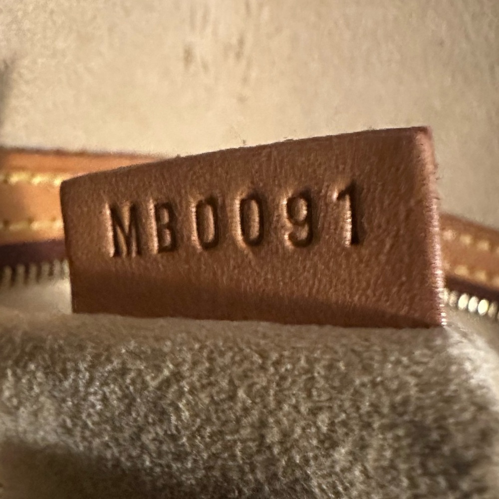 Louis Vuitton Monogram Babylone , good condition. Authenticated with COA - Picture 13 of 17